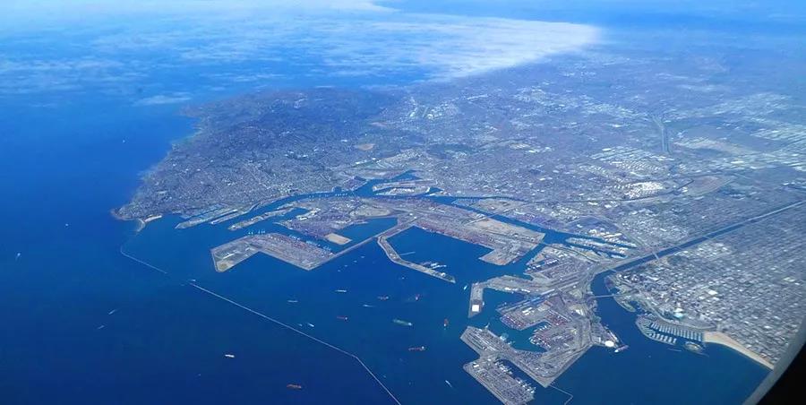 美西港口待泊船舶超过40%